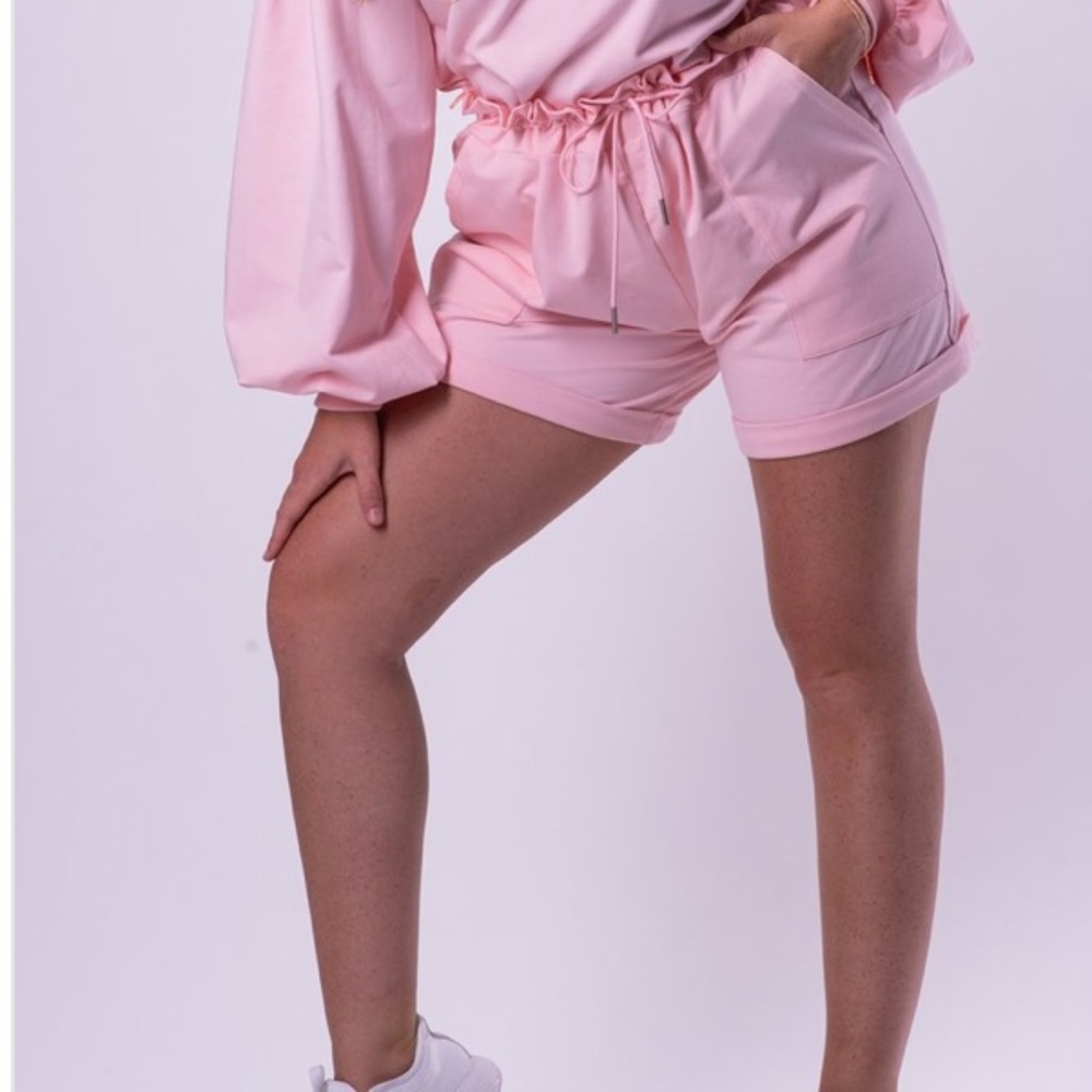 ByEgreis Gathered Pink Shorts sz XL